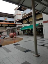 Bedok Reservoir Road (D16), Shop House #455457031